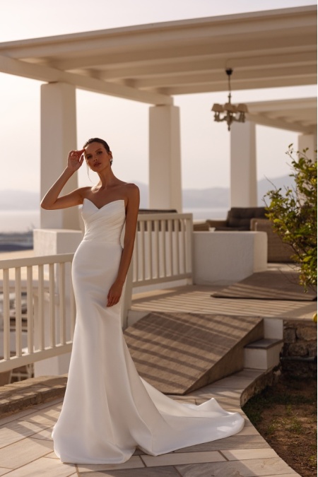 model-476-holly-5